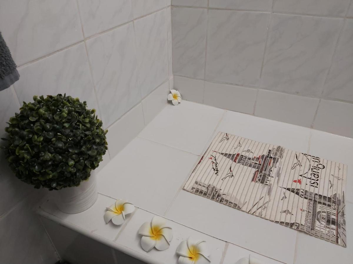 Garden Budha Relax Apartman, Parking, Bbq, Terrace Siófok Esterno foto